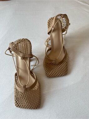 Nude heels ( No brand) NEW NICE DUPE OF THE BOTTEGA VENETTA’S